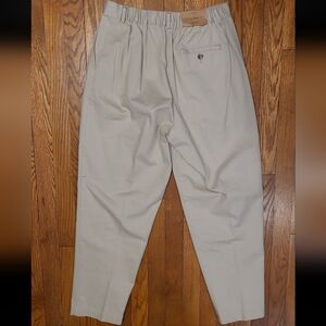 New L.L. Bean Original Fit Tan Pleated Chino Pants 12P